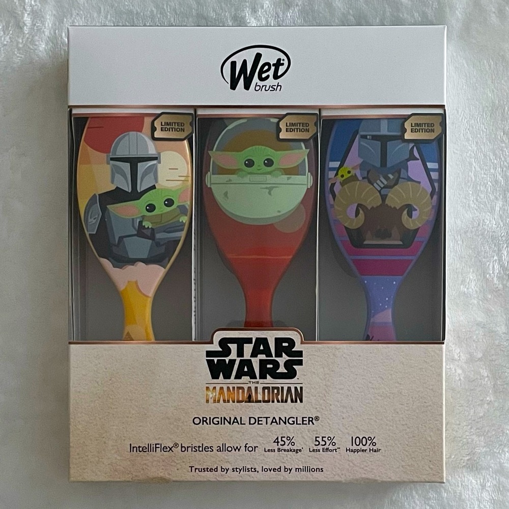 BRAND NEW WET BRUSH STAR WARS MANDALORIAN DETANGLER BRUSH SET LIMITED EDITION💥